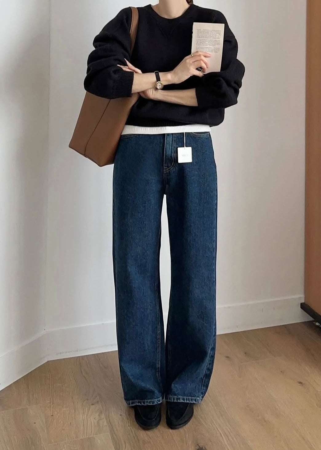 Indigo straight jeans