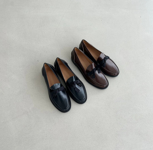 Ribbon loafers