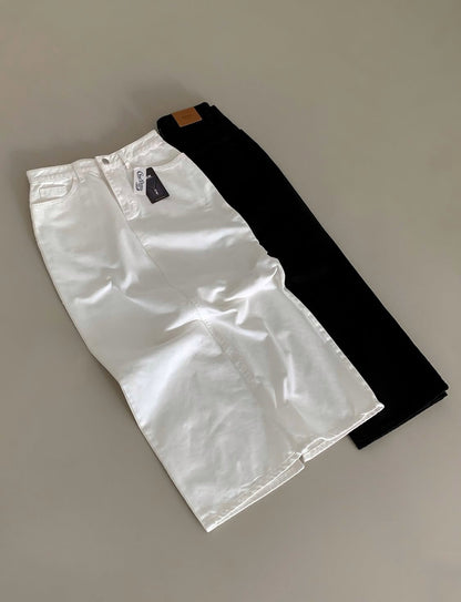 Straight A-line denim skirt