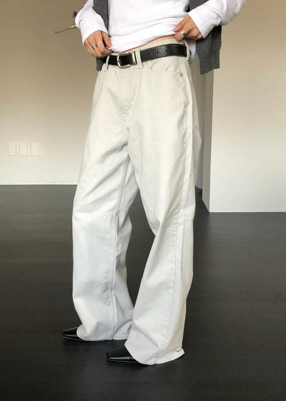 Light washed baggy pants