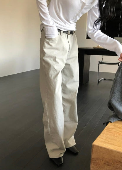 Light washed baggy pants