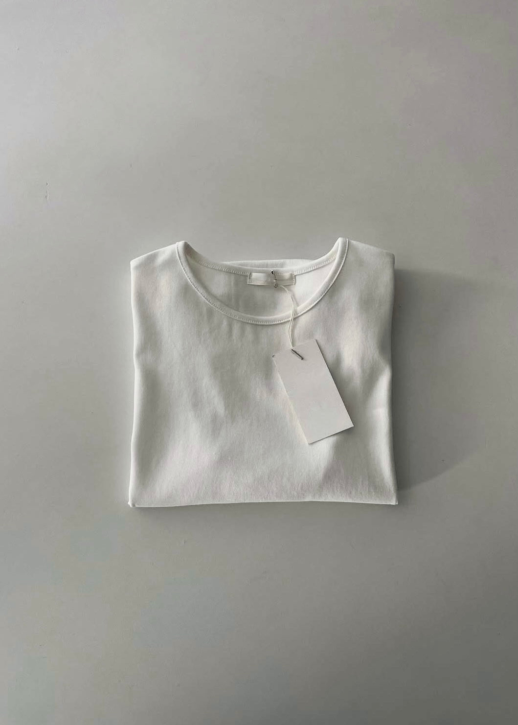 Solid short sleeve tee