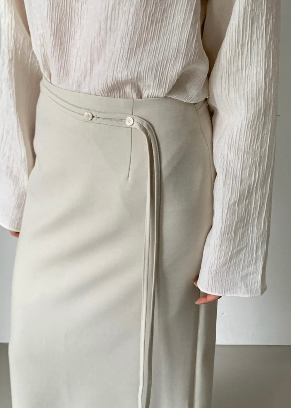 Lace tail straight skirt