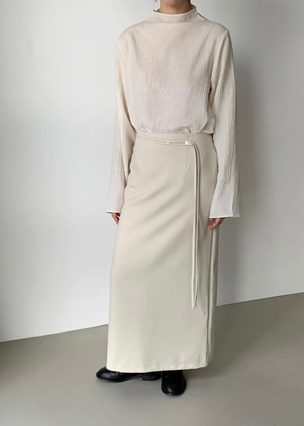 Lace tail straight skirt