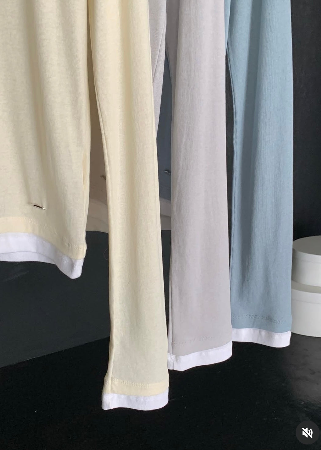 Silver pin layered tee