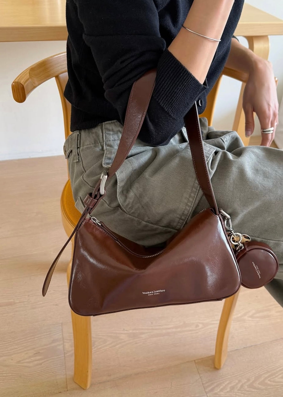 Soft loaf shoulder bag