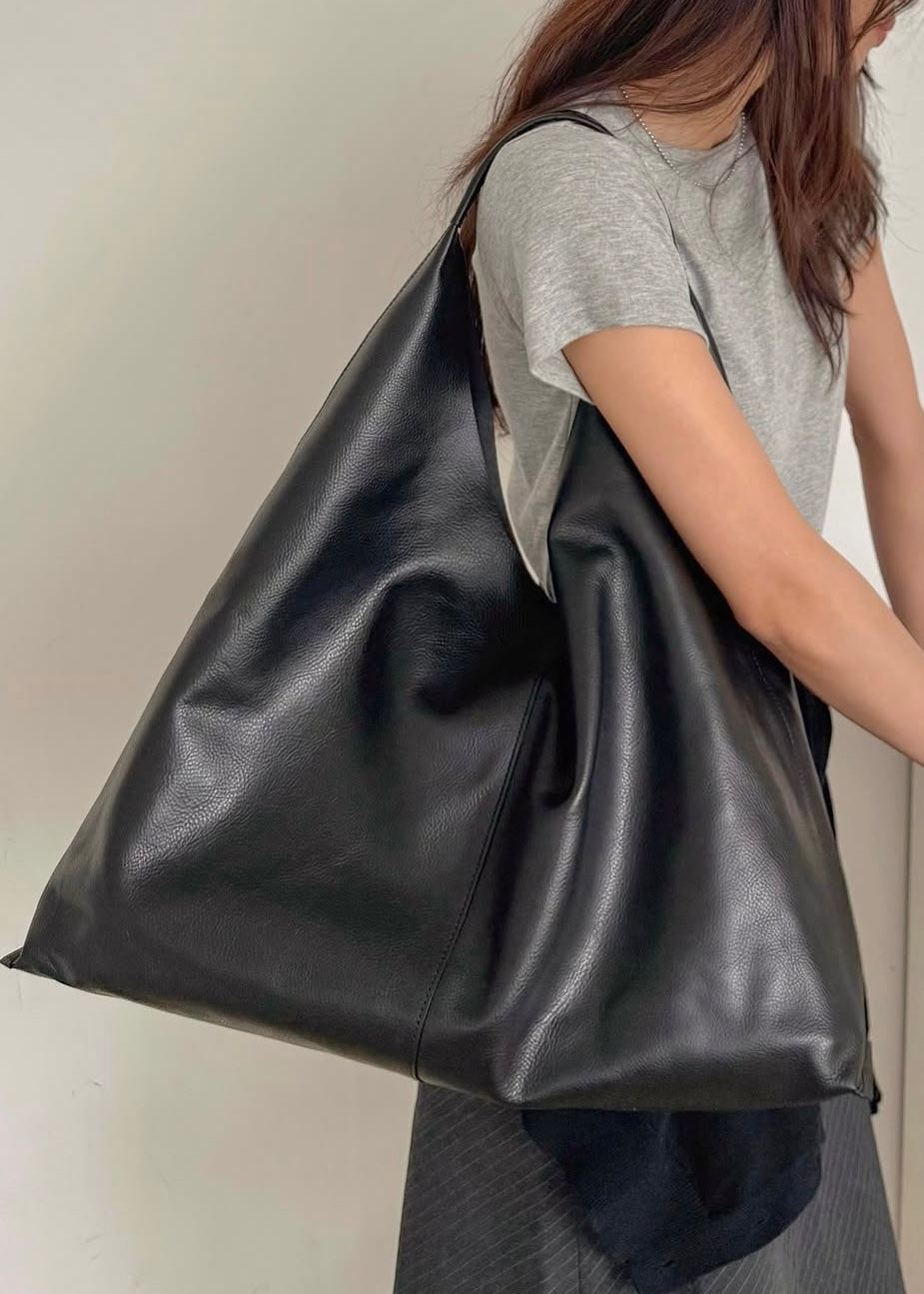 Pyramid tote bag