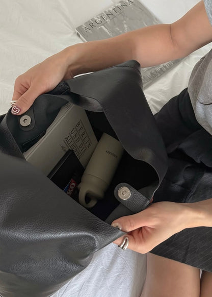 Pyramid tote bag