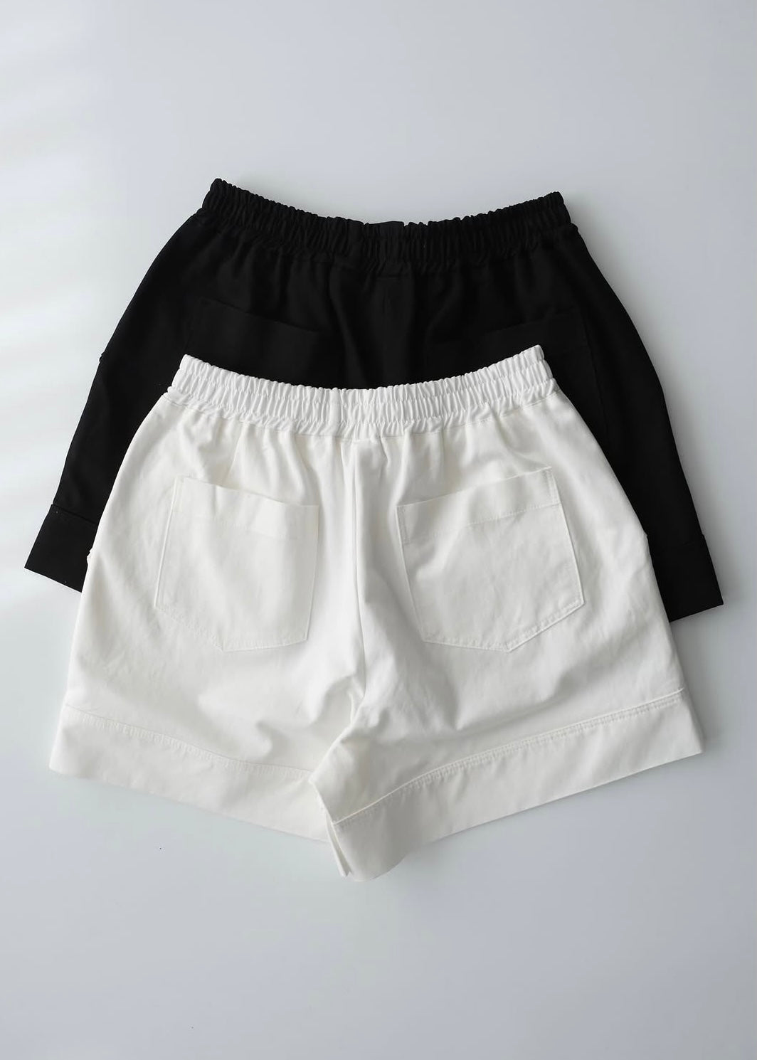 Boxy twill casual shorts