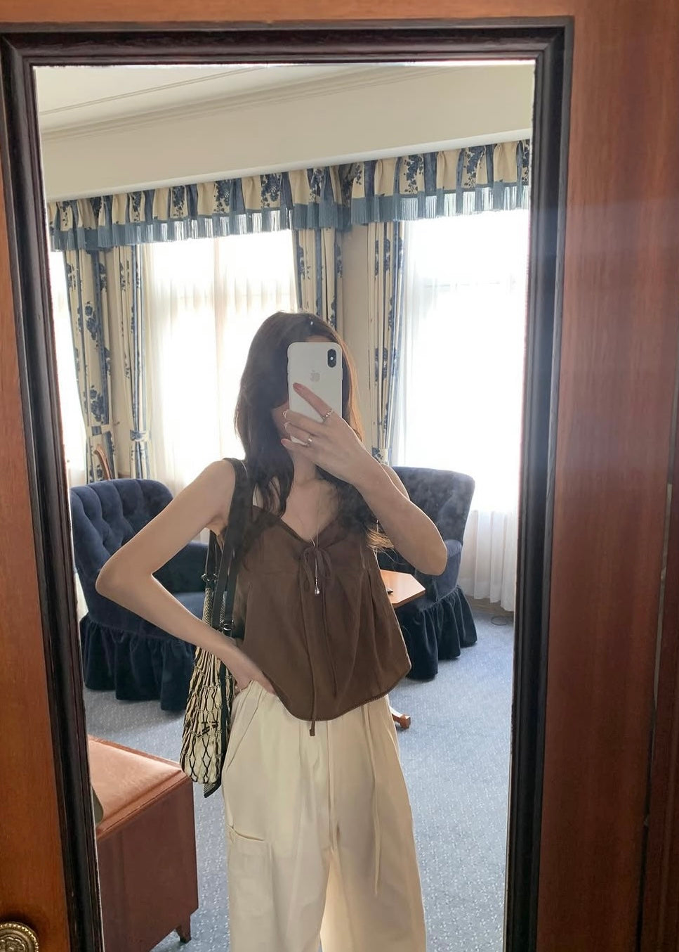 Ribbon tie flare blouse