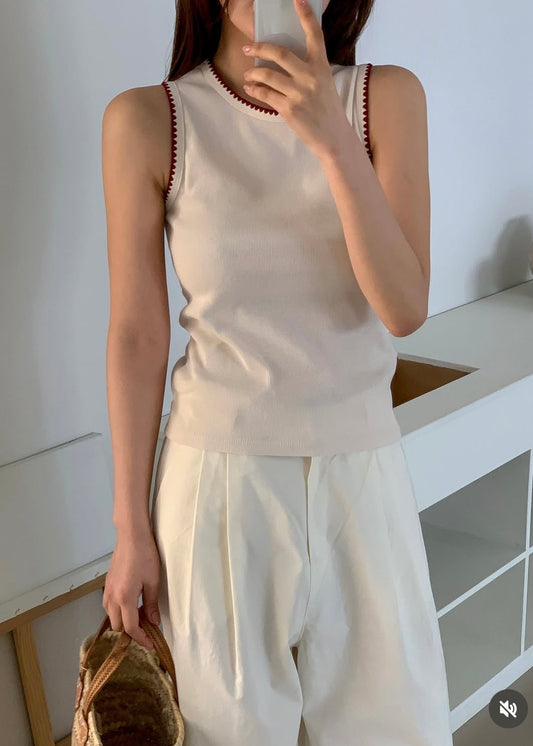 Contrast edge tank top