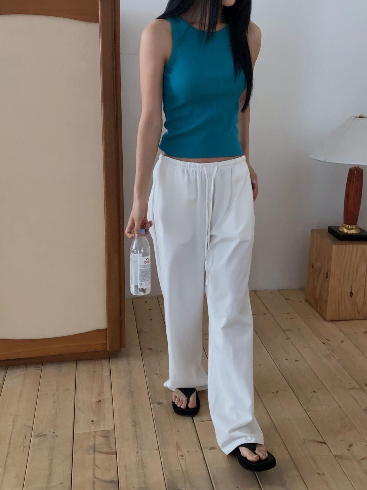 Middle seam tank top