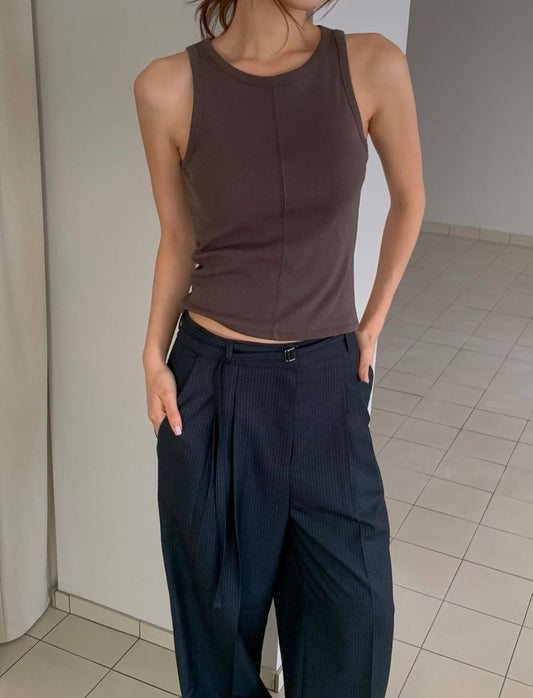 Middle seam tank top